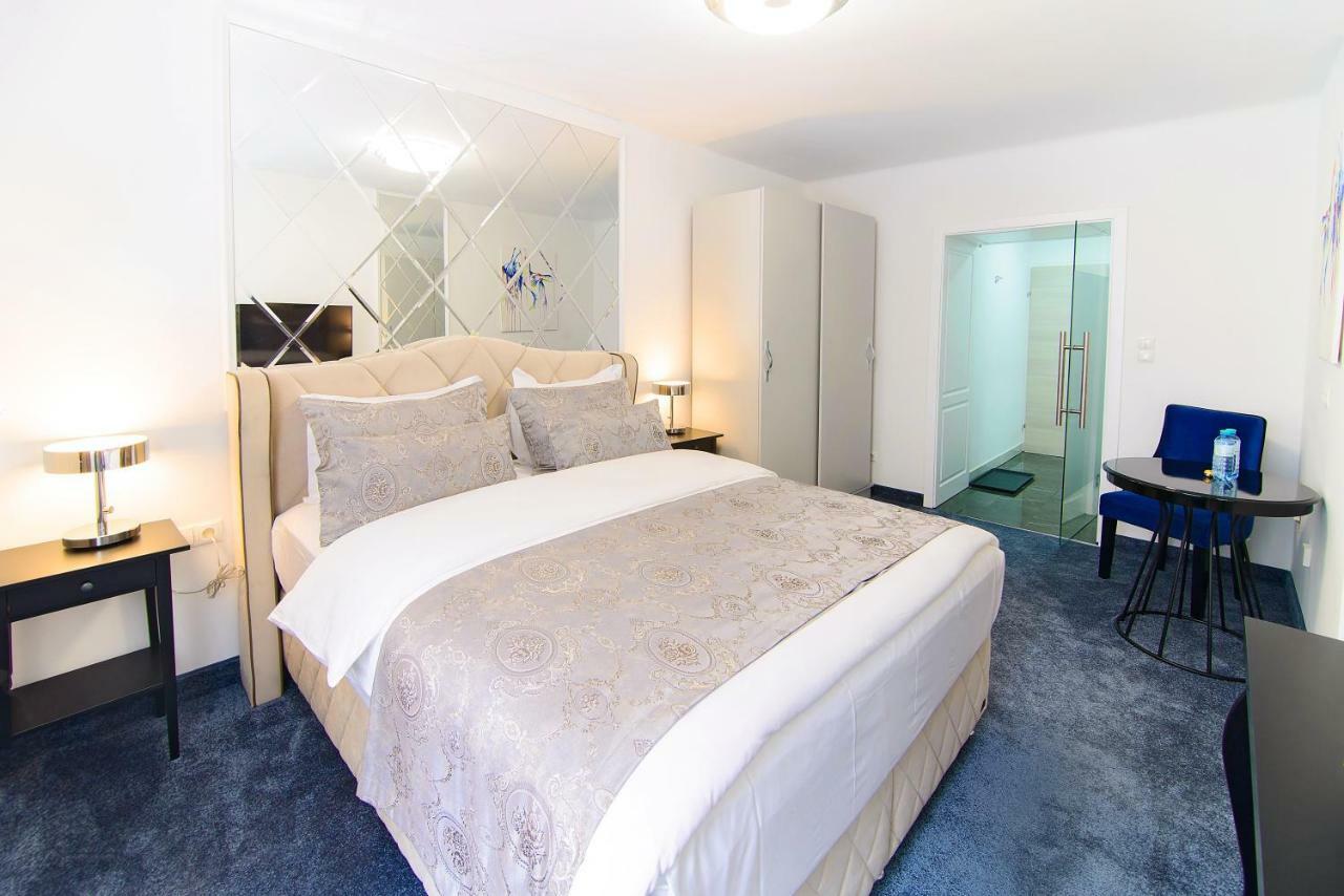 1st Apartament